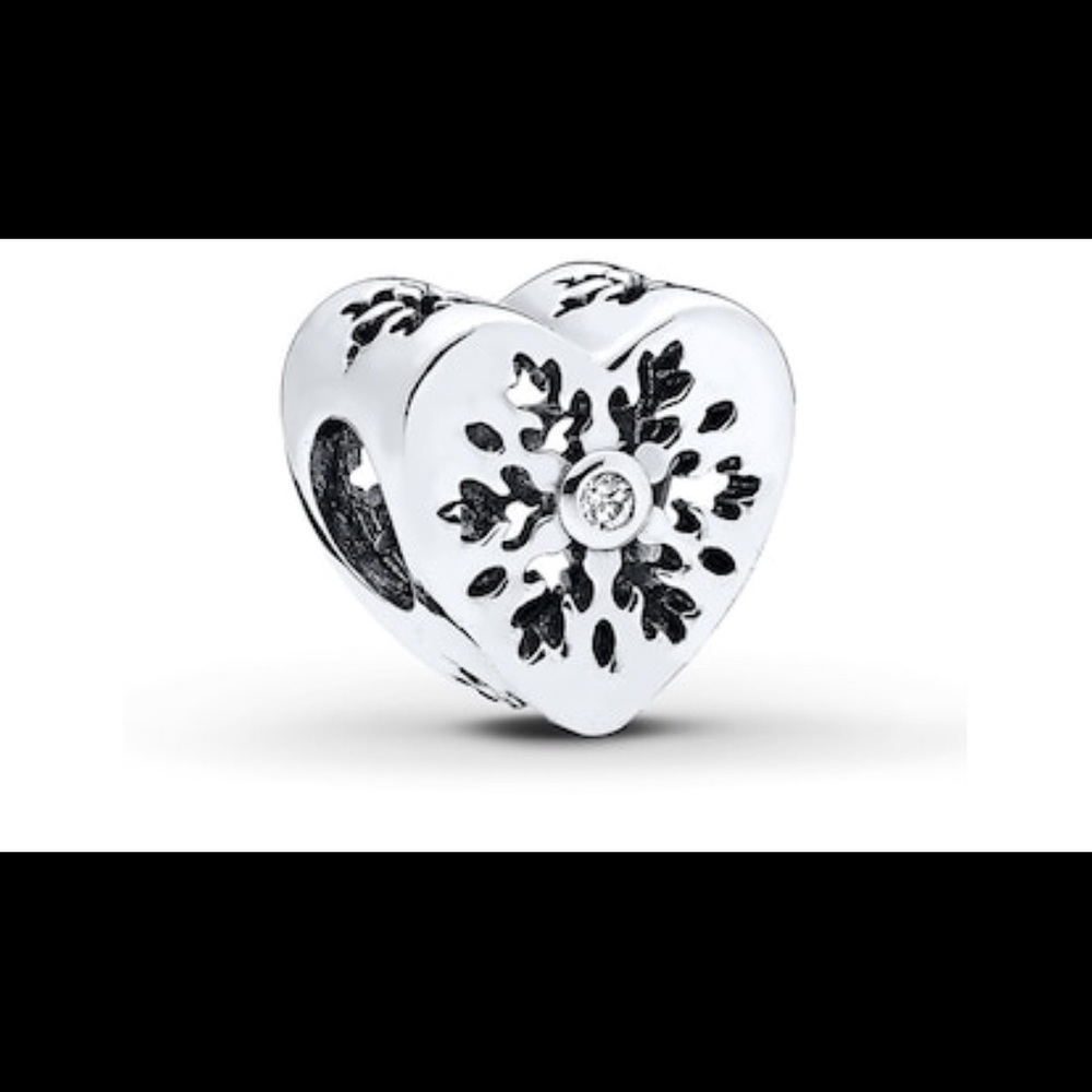 snow flake charm  925